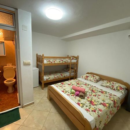 Apartments Zalli Ulcinj Exteriör bild