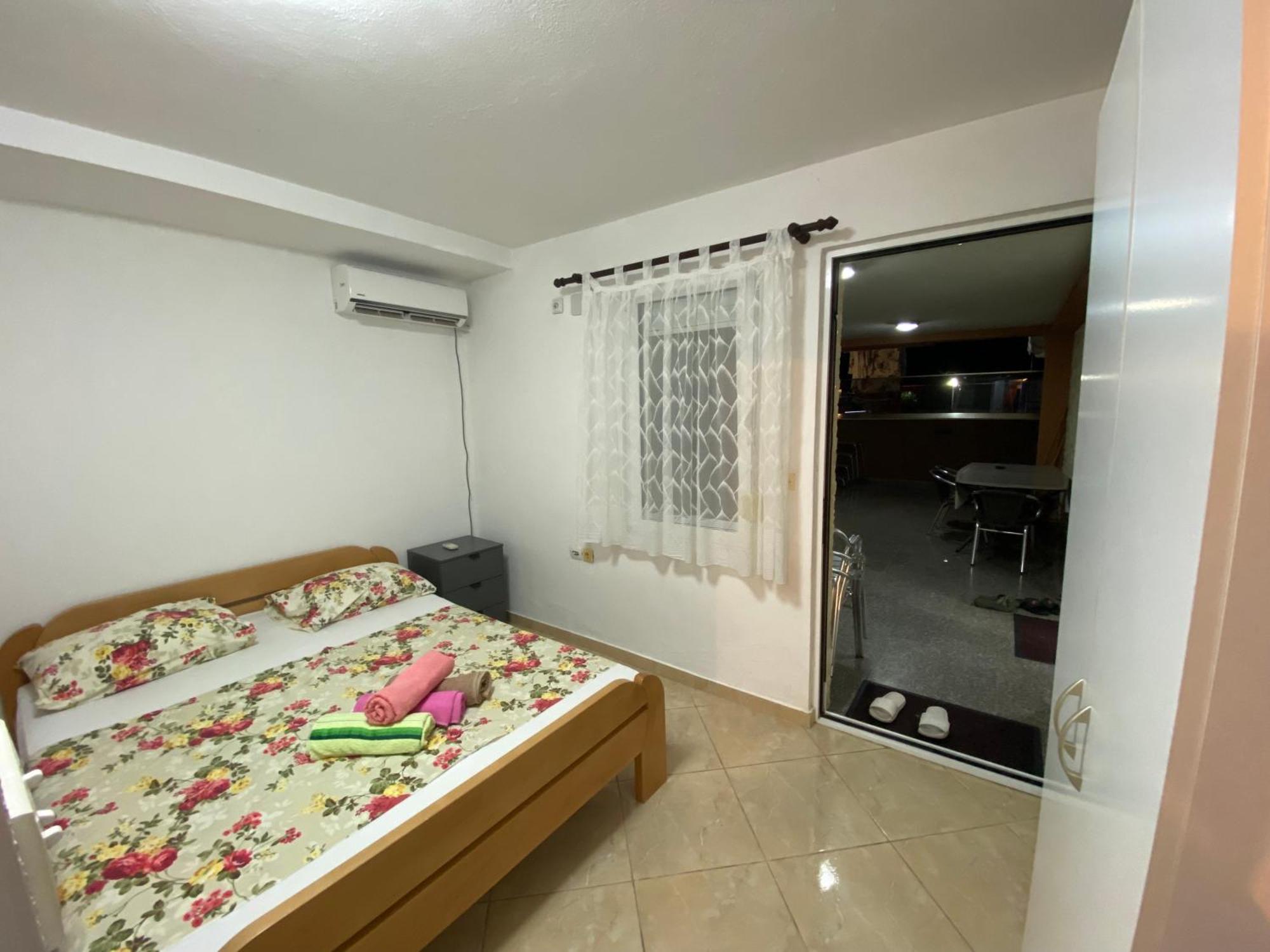 Apartments Zalli Ulcinj Exteriör bild