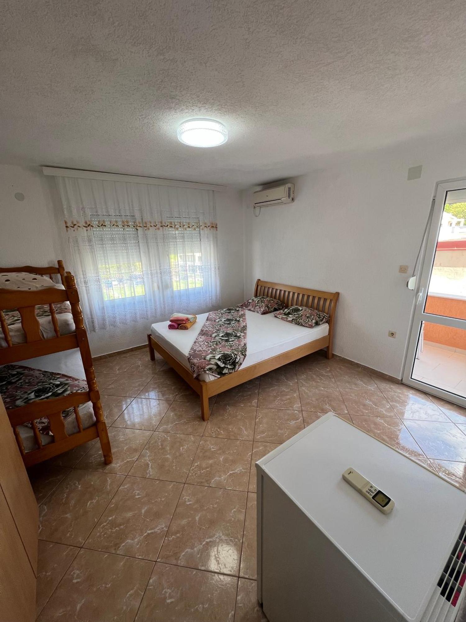 Apartments Zalli Ulcinj Exteriör bild