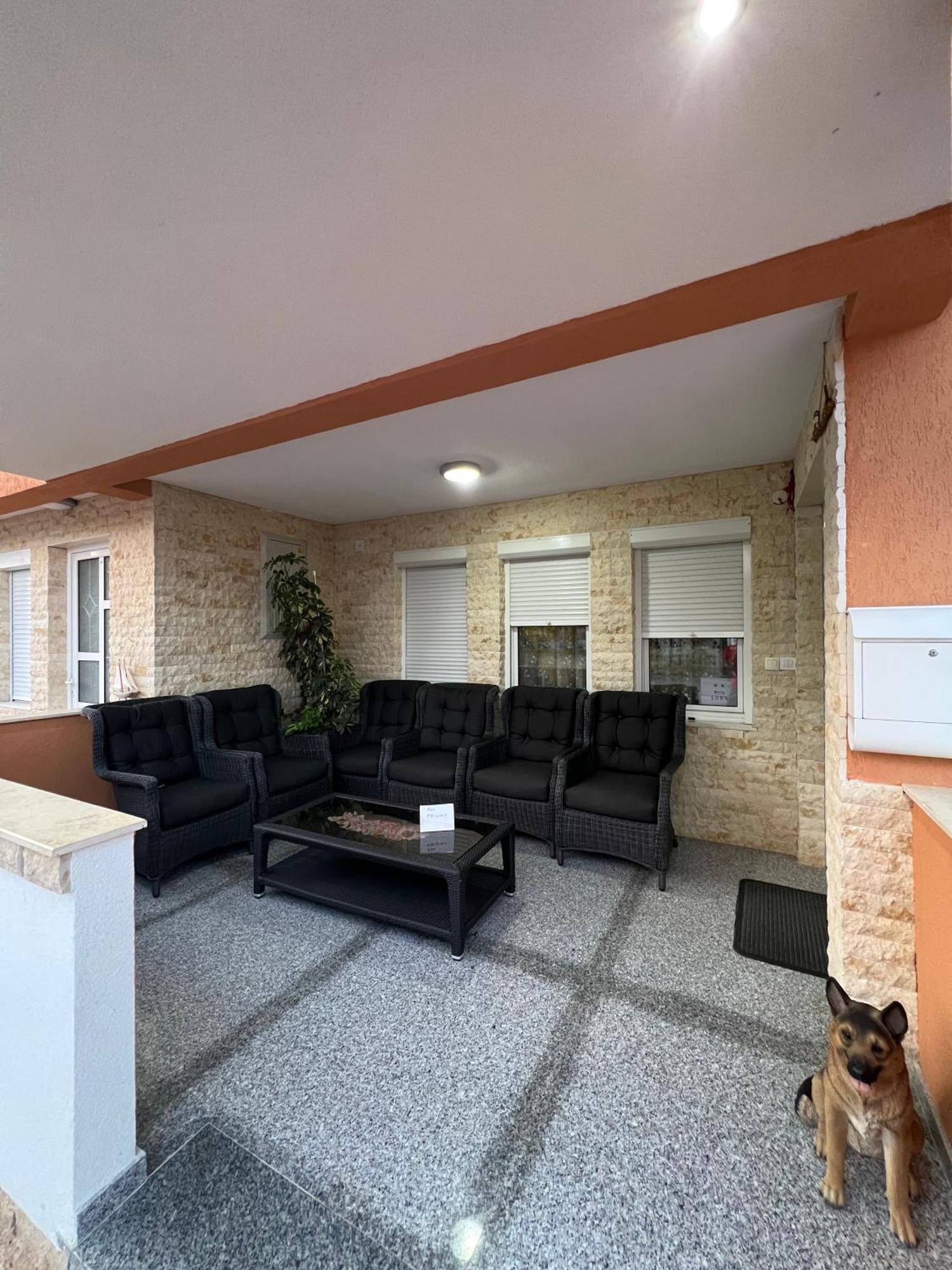 Apartments Zalli Ulcinj Exteriör bild