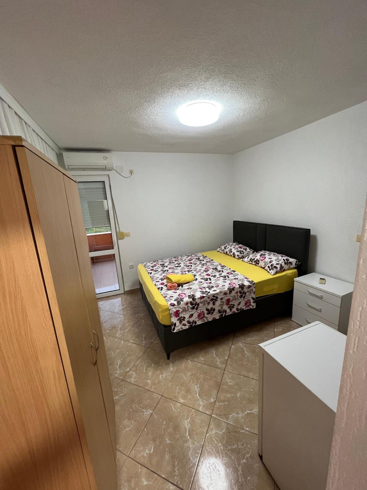 Apartments Zalli Ulcinj Exteriör bild